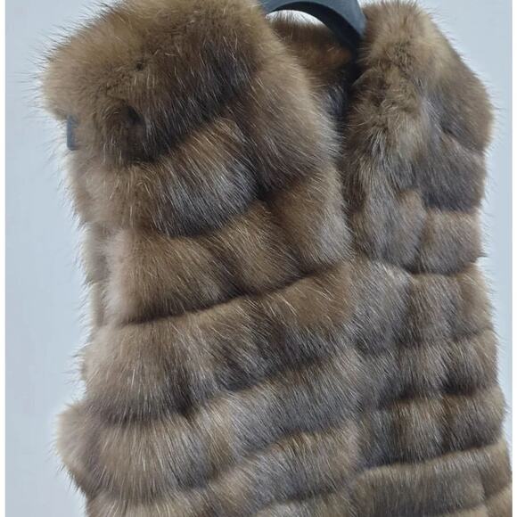 Amato Sable Fur Sleeveless Coat Jacket Size Small (42) - Picture 3 of 10